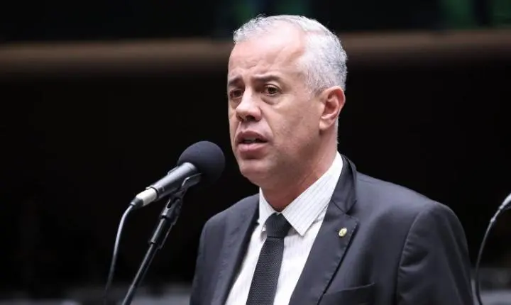 Projeto define regras para participação de filhos em atividades rurais da família